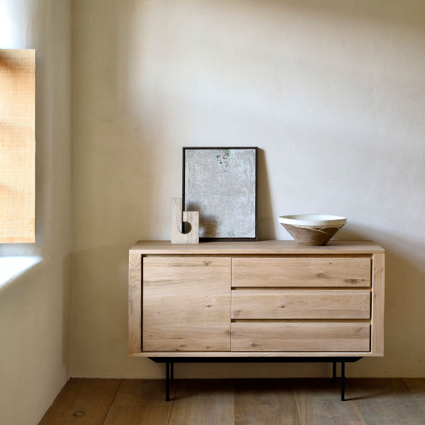 Oak Shadow sideboard – 1 door – 3 drawers | Axom Home