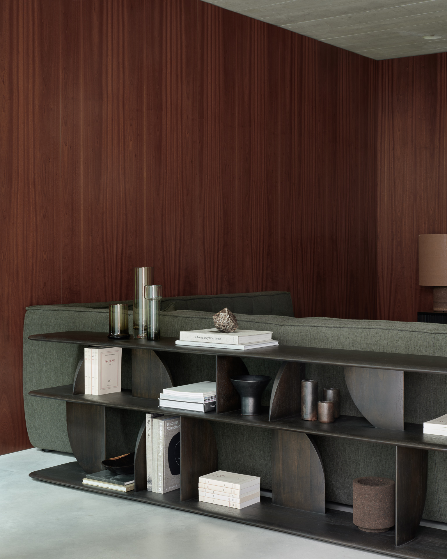 Teak Geometric sofa console - Image 6