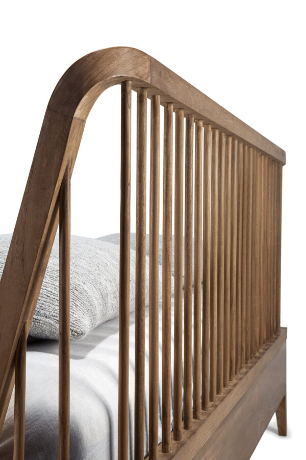 Teak Spindle bed | US King size - Image 4