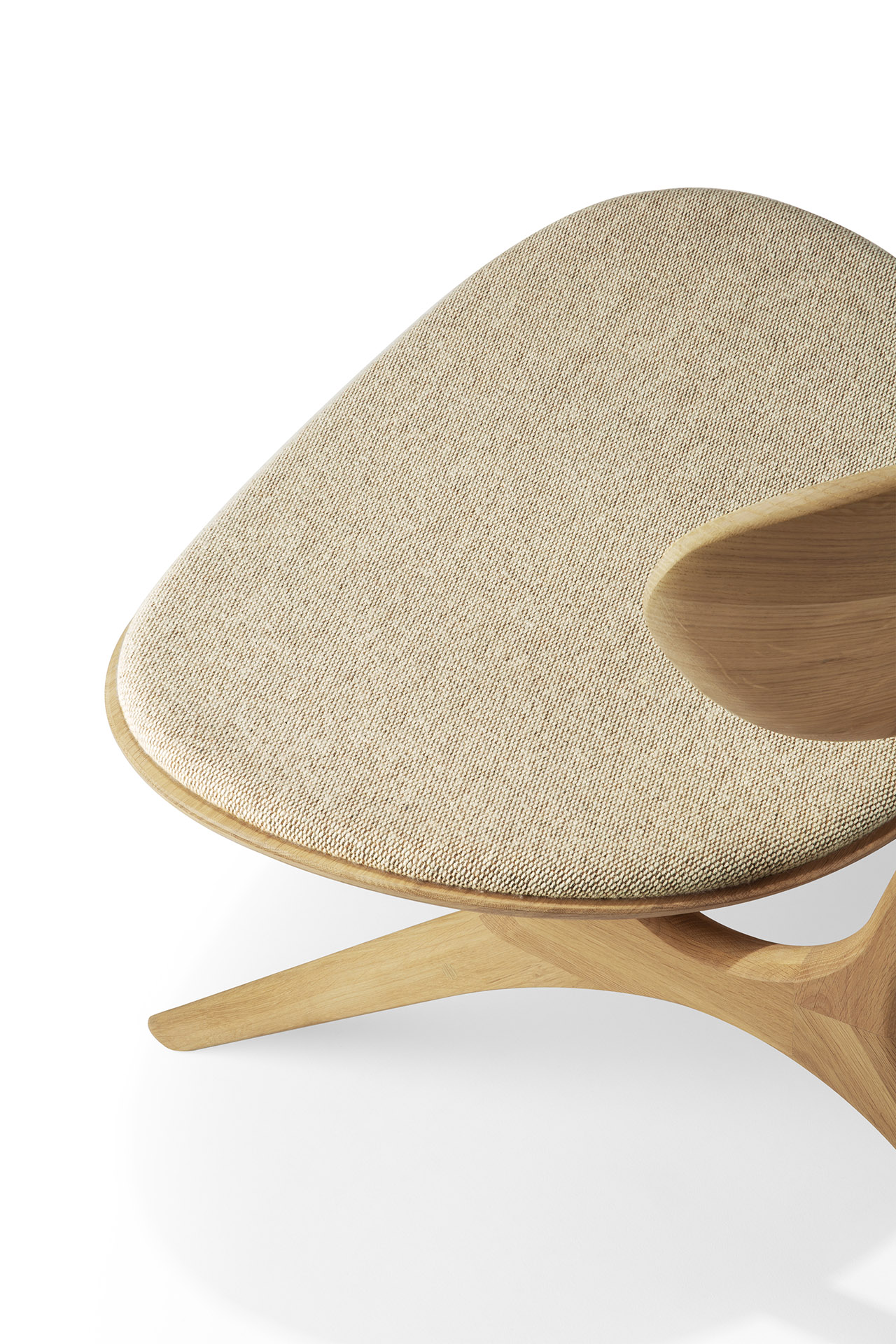 Eye Lounge Chair | Off White - Image 6