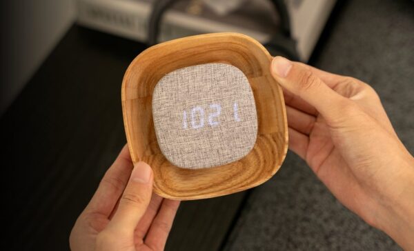 Lumos clock | Square White Ash - Image 3