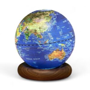 Atlas Globe lamp